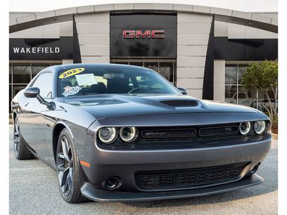 Used 2023 Dodge Challenger R/T w/ Blacktop Package