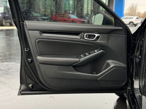 Certified 2025 Honda Civic Sport Touring image 13