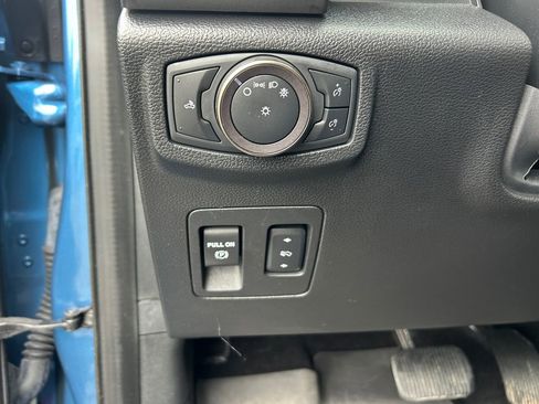 Used 2019 Ford F150 Raptor w/ Equipment Group 802A Luxury AWD/4WD image 19