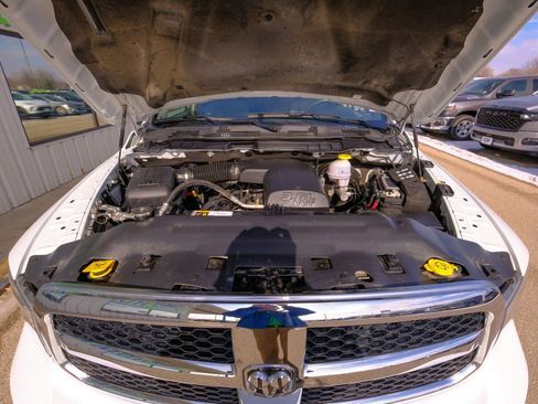 Used 2023 RAM 1500 Classic SLT w/ Electronics Group image 44