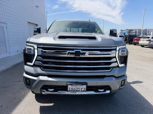 Used 2024 Chevrolet Silverado 3500 High Country w/ Technology Package AWD/4WD image 9