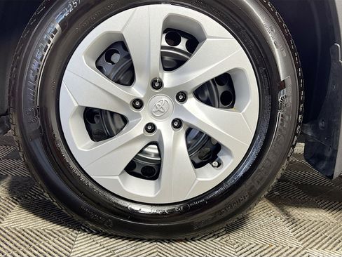 Used 2025 Toyota RAV4 LE image 14