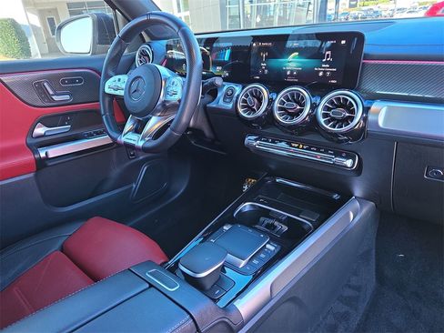 Certified 2022 Mercedes-Benz GLB 35 AMG 4MATIC image 18