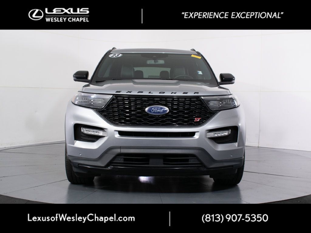 Used 2023 Ford Explorer ST w/ Equipment Group 401A AWD/4WD image 10
