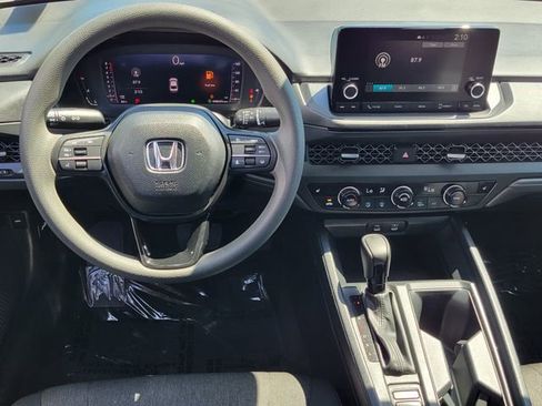 Used 2023 Honda Accord EX image 6