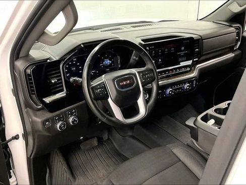 Used 2024 GMC Sierra 1500 SLE w/ Preferred Package AWD/4WD image 16
