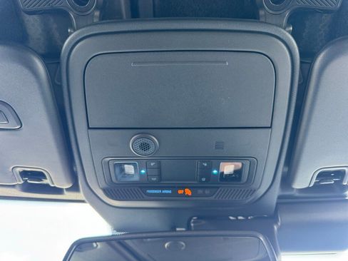 New 2025 Ford Bronco Outer Banks w/ Sasquatch Package image 33