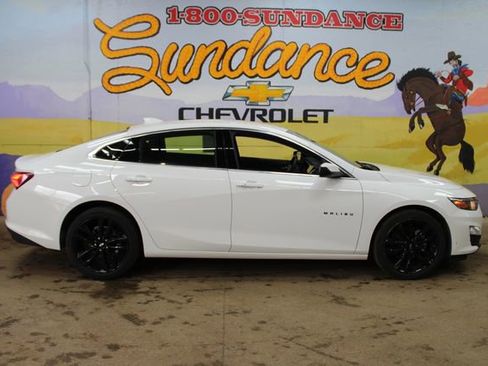 Used 2024 Chevrolet Malibu LT w/ Sport Edition FWD image 1