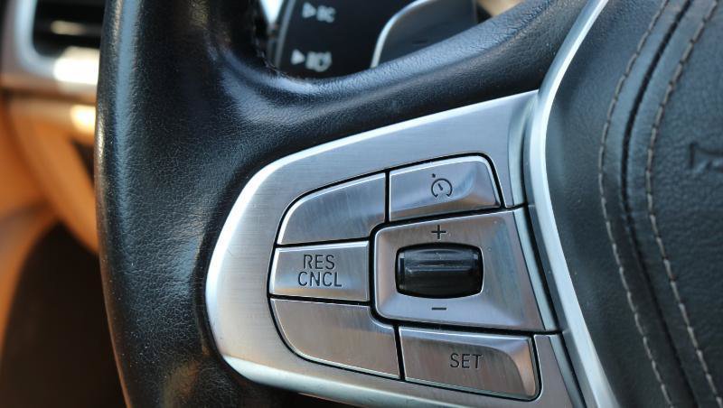 Used 2016 BMW 740i RWD image 8