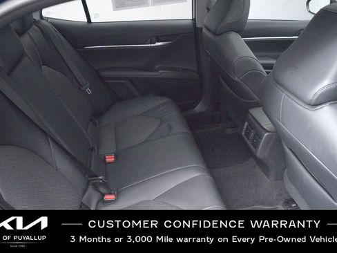 Used 2024 Toyota Camry XLE image 14