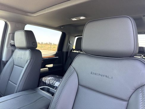 New 2026 GMC Sierra 1500 Denali AWD/4WD image 23