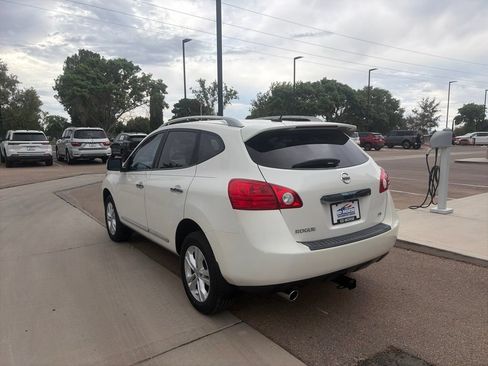 Used 2013 Nissan Rogue SV FWD image 7