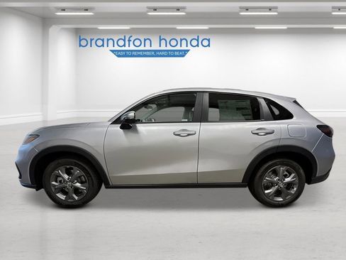 New 2026 Honda HR-V LX image 2