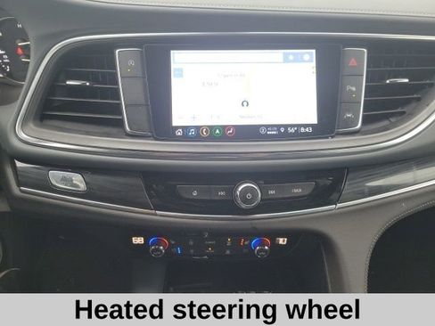 Used 2024 Buick Enclave Premium image 11