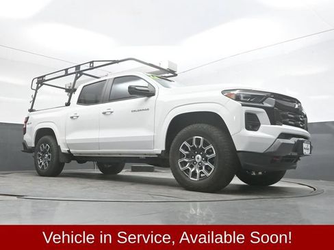 Used 2024 Chevrolet Colorado Z71 w/ Advanced Trailering Package AWD/4WD image 37