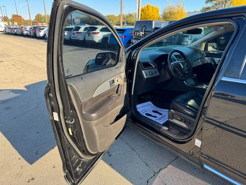 Used 2013 Lincoln MKX AWD image 13