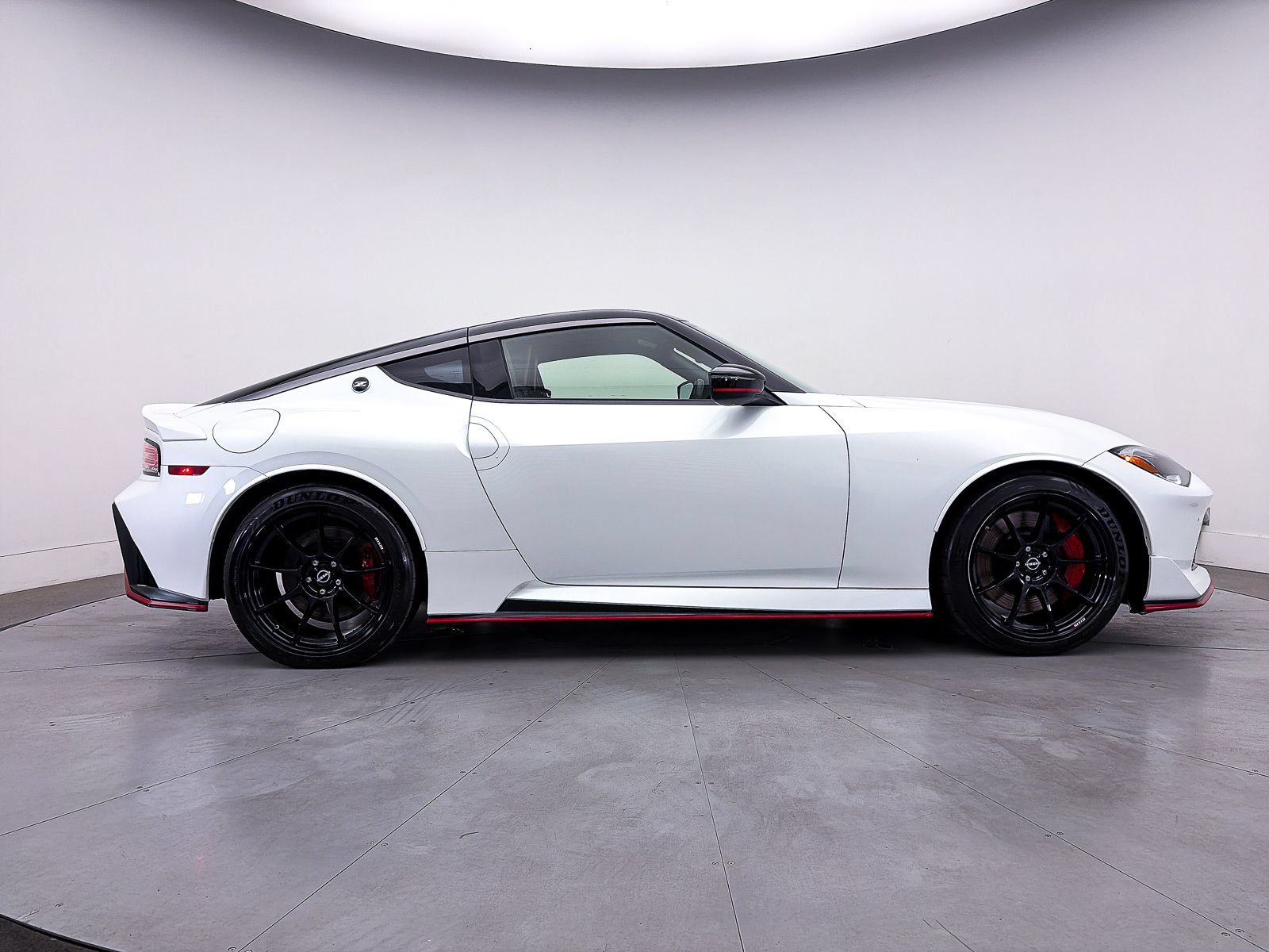 Used 2024 Nissan Z NISMO w/ Floor Mat Package RWD image 40
