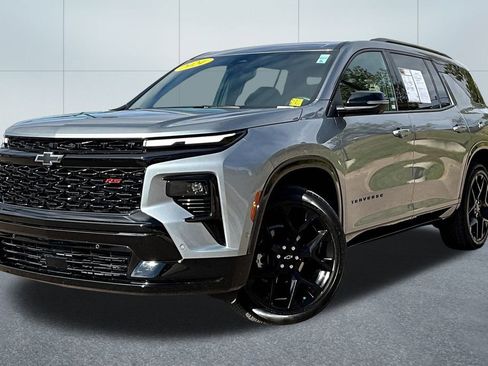 Used 2024 Chevrolet Traverse RS w/ LPO, Floor Liner Package image 1