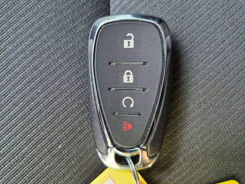 Used 2025 Chevrolet Blazer LT FWD image 29