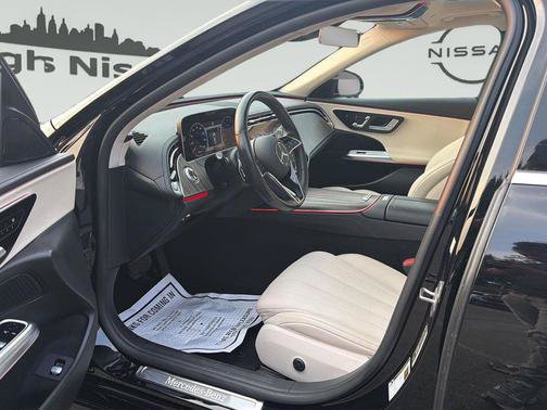 Used 2025 Mercedes-Benz E 350 4MATIC Sedan w/ Winter Package image 10