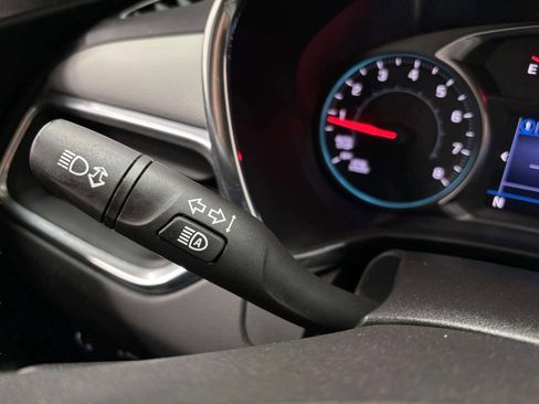 Used 2020 Chevrolet Equinox LT image 34