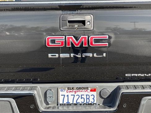 Used 2021 GMC Canyon Denali image 46