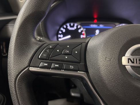 Used 2023 Nissan Sentra SV image 32