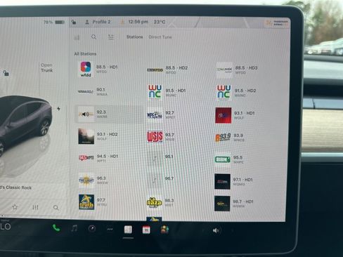 Used 2023 Tesla Model Y Long Range image 18