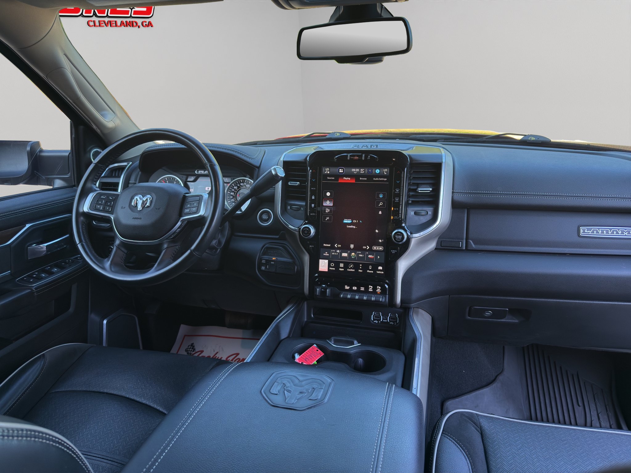 Used 2022 RAM 3500 Laramie AWD/4WD image 19