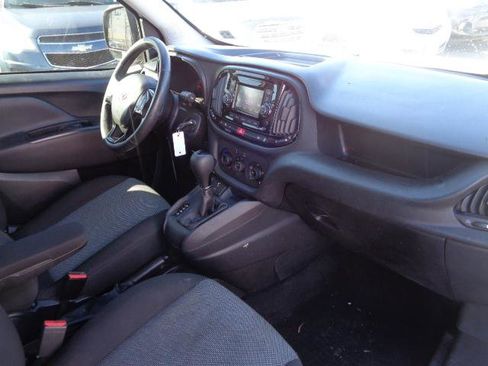 Used 2015 RAM ProMaster City Tradesman SLT FWD image 14