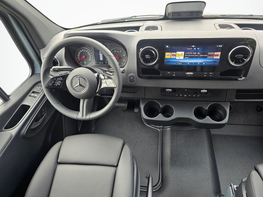 New 2026 Mercedes-Benz Sprinter 2500 image 25