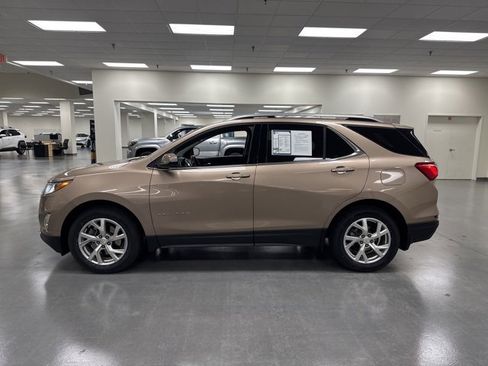 Used 2019 Chevrolet Equinox LT image 4