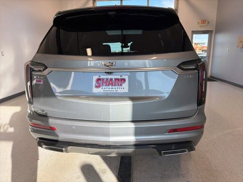 Used 2023 Cadillac XT6 Sport w/ Technology Package image 8