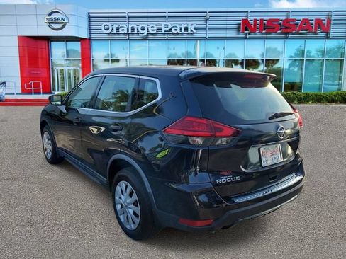 Used 2017 Nissan Rogue S AWD/4WD image 3