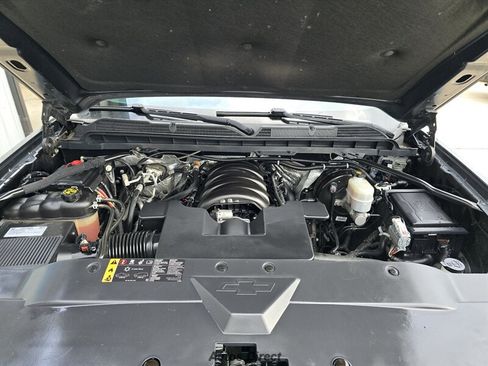 Used 2017 Chevrolet Silverado 1500 LTZ Z71 w/ LTZ Plus Package AWD/4WD image 38