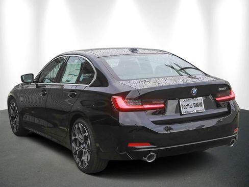 New 2026 BMW 330i Sedan w/ Convenience Package image 4