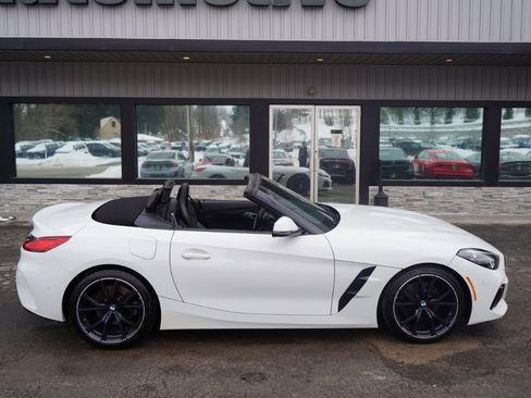 Used 2023 BMW Z4 sDrive30i w/ Premium Package image 4