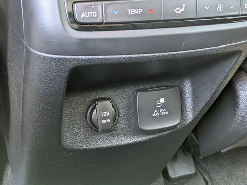 Used 2020 Hyundai Palisade SEL FWD image 16