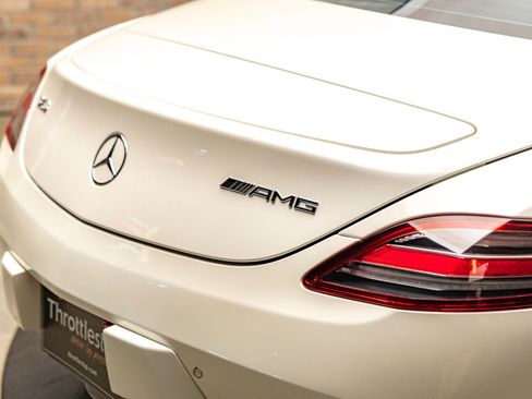 Used 2011 Mercedes-Benz SLS AMG Coupe image 31