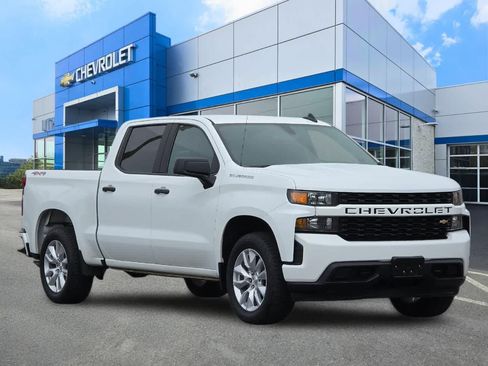 Used 2022 Chevrolet Silverado 1500 Custom AWD/4WD image 9