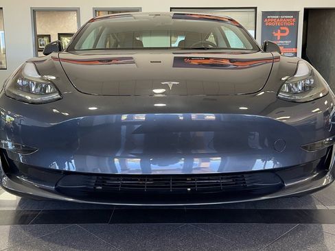 Used 2023 Tesla Model 3 Performance image 8