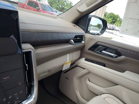 New 2026 GMC Yukon Denali RWD image 25