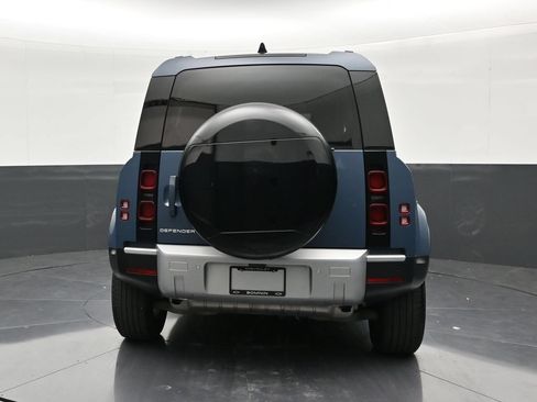 Used 2024 Land Rover Defender 110 S AWD/4WD image 4