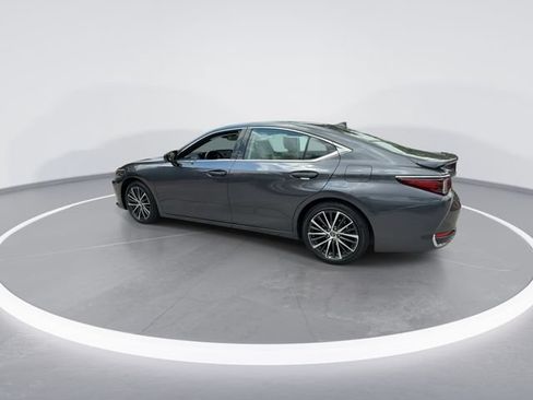 Used 2025 Lexus ES 300h w/ Premium Package FWD image 5