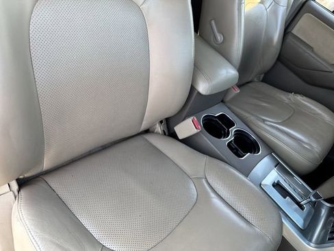 Used 2008 Nissan Pathfinder SE w/ Leather Pkg image 27