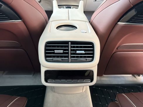 New 2026 Mercedes-Benz Maybach GLS 600 4MATIC image 23