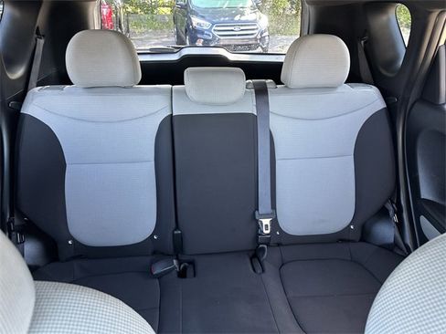 Used 2016 Kia Soul image 45