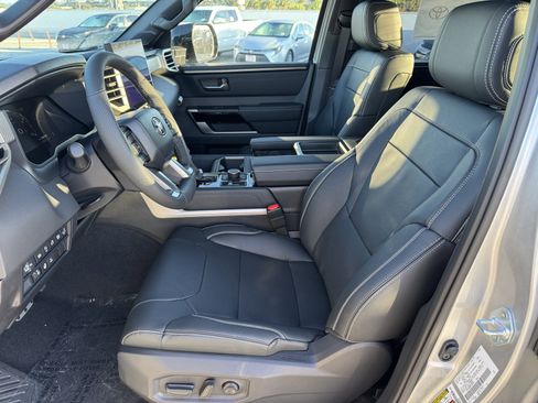 New 2026 Toyota Tundra Limited image 2