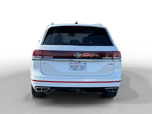Certified 2026 Volkswagen Atlas SEL Premium R-Line AWD/4WD image 4