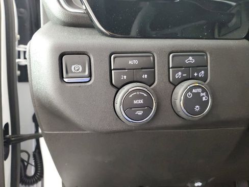 New 2025 Chevrolet Silverado 1500 LT image 25